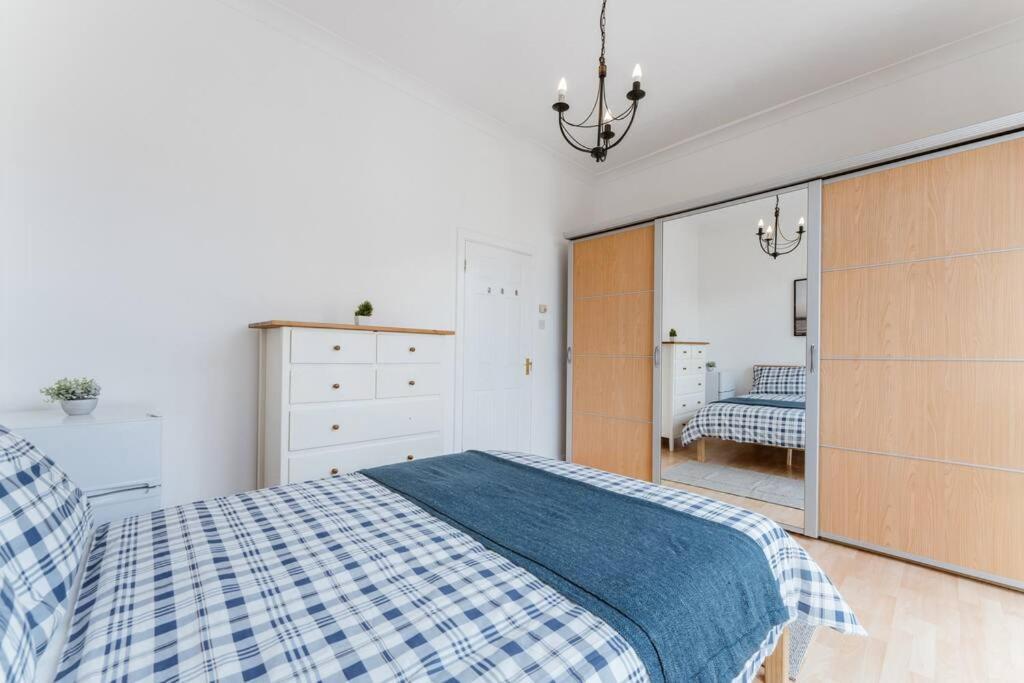 Comfortable Double Room For Your London Getaway מראה חיצוני תמונה