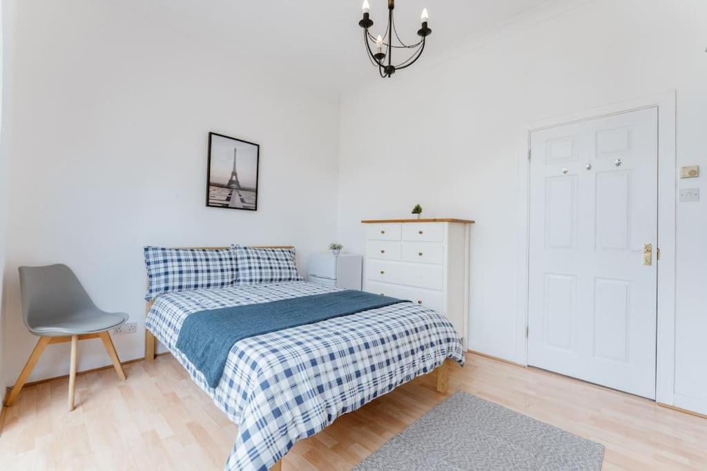 Comfortable Double Room For Your London Getaway מראה חיצוני תמונה