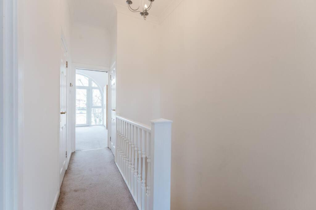 Comfortable Double Room For Your London Getaway מראה חיצוני תמונה